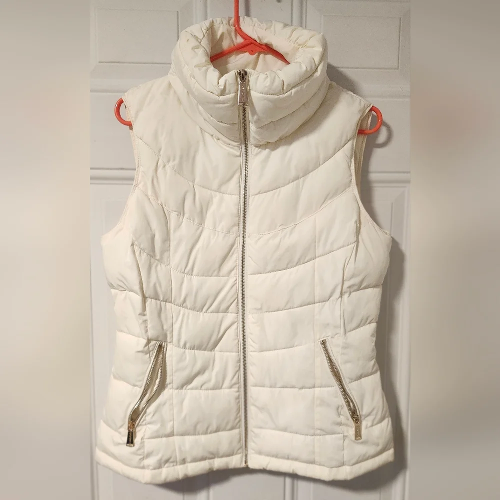Calvin Klein Quilted Puffer Vest in Ivory / Cream woman girl - Picture 2 of 8